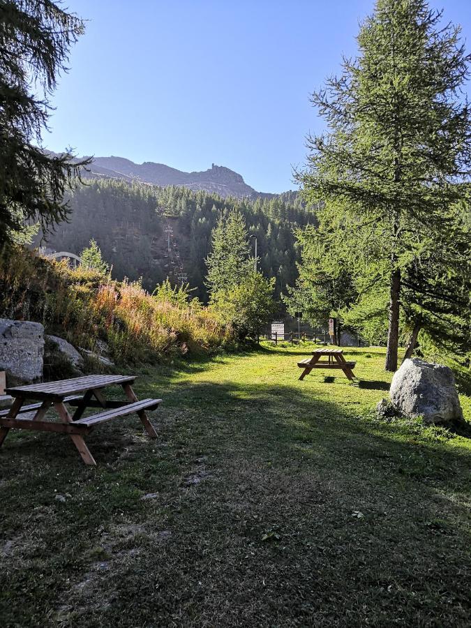 Le Petit Refuge Cervinia Apartman Breuil-Cervinia Kültér fotó